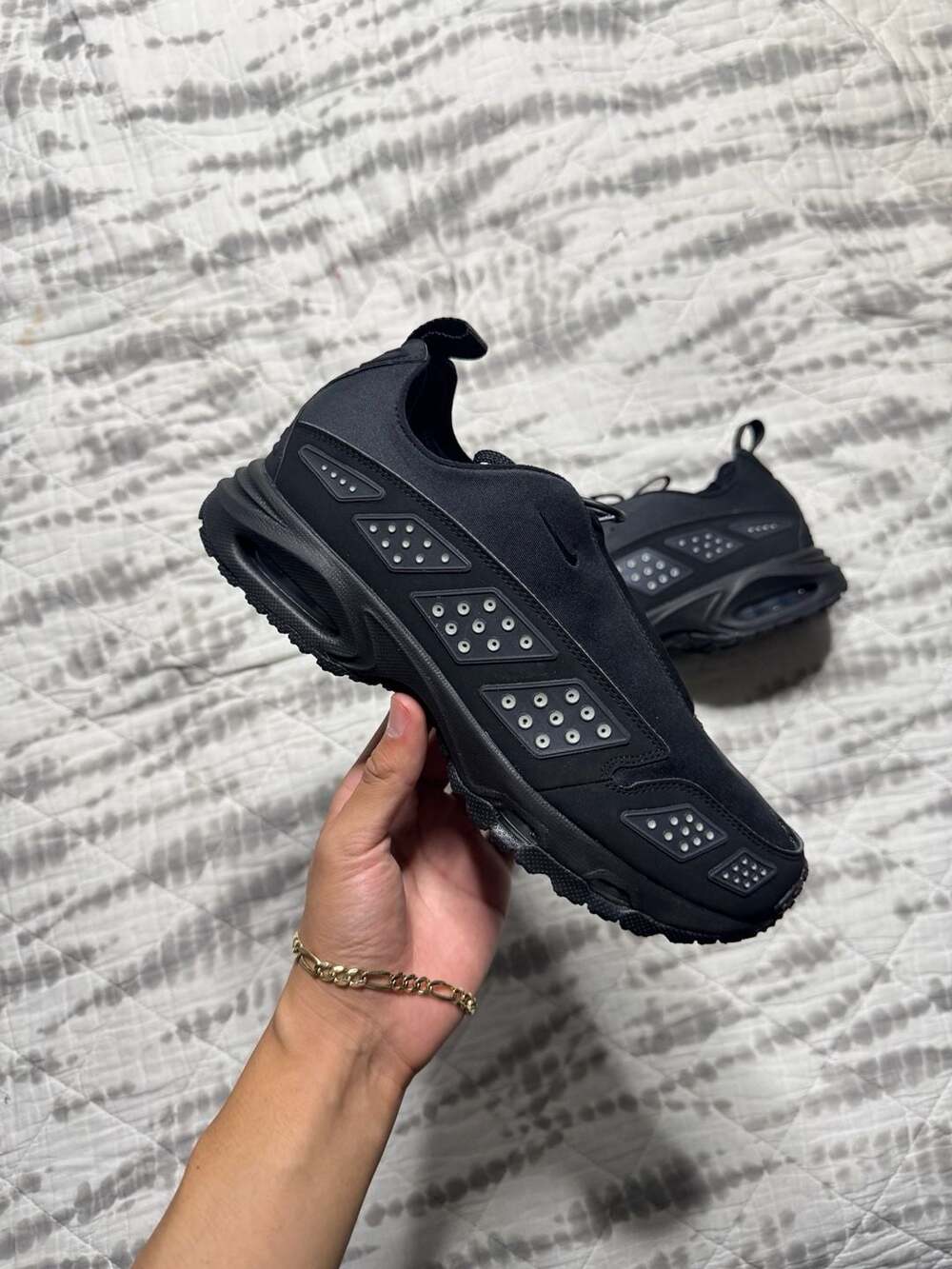 Nike Air Max Sunder Black Women’s 9.5 / 8 Men’s FZ2068 001
